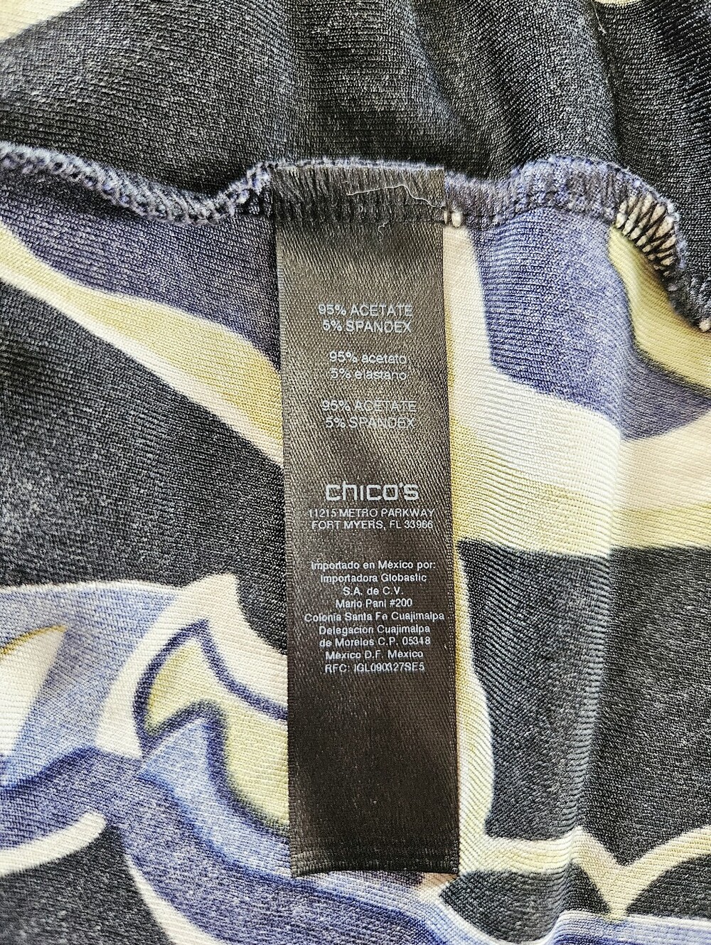 Chico's Travelers Boat Neck 3/4 Sleeve Bold Print Relaxed Fit Tunic Top XL/16 - Picture 7 of 7